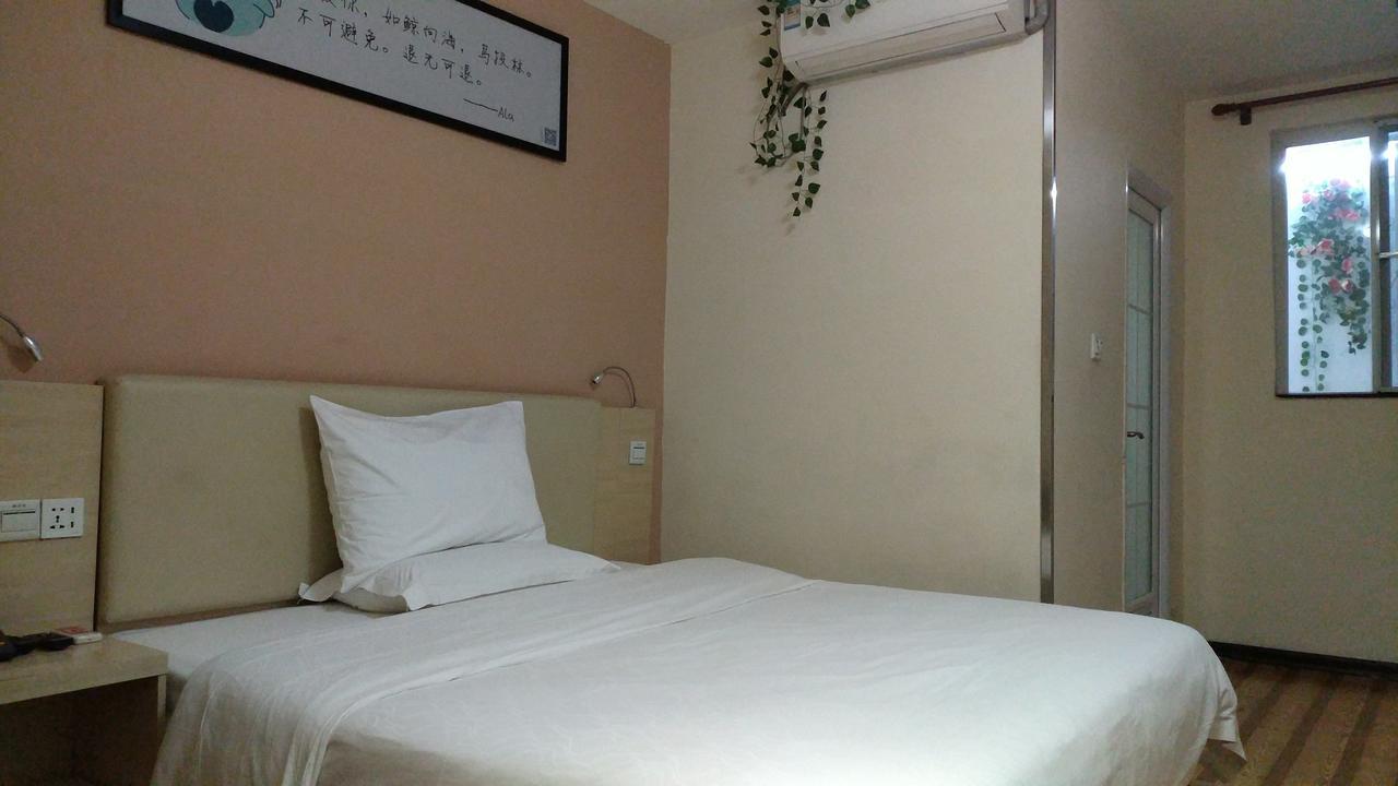 E+ Hotel Guangzhou Baixin Branch ภายนอก รูปภาพ